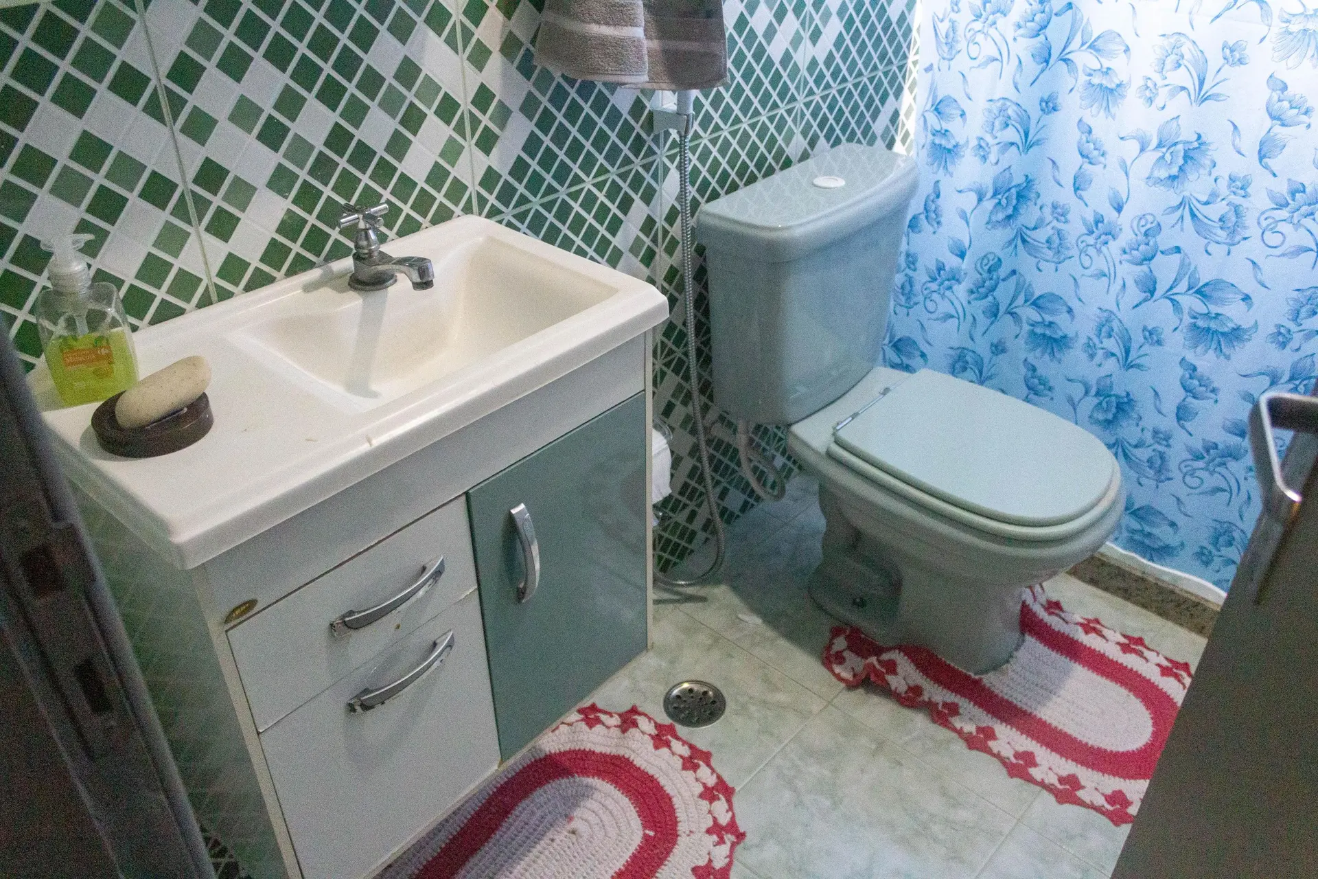 5-bedroom apartment with a washing machine — photo 53