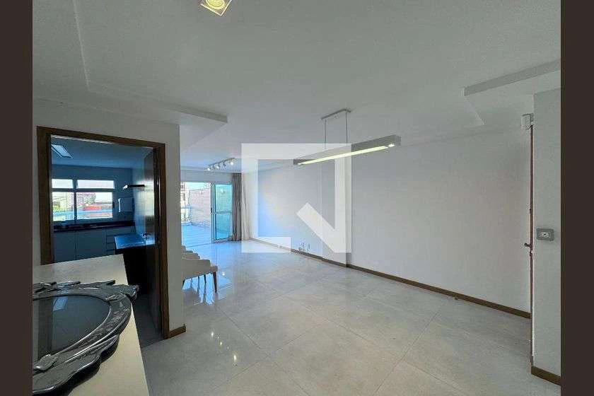 Rental penthouse with 3 en-suite bedrooms and 306 m² — photo 6