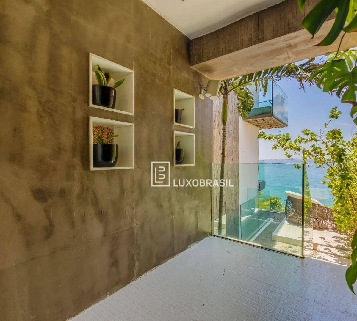 Furnished 800 m² house with 5 en-suite bedrooms — photo 30