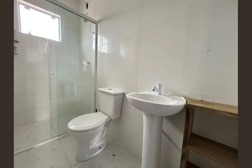 Apartamento de 1 quarto com varanda e 1 banheiro — photo 4