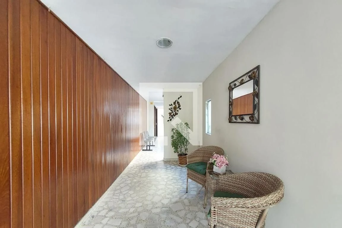 2-bedroom apartment in a building with a pool — photo 52