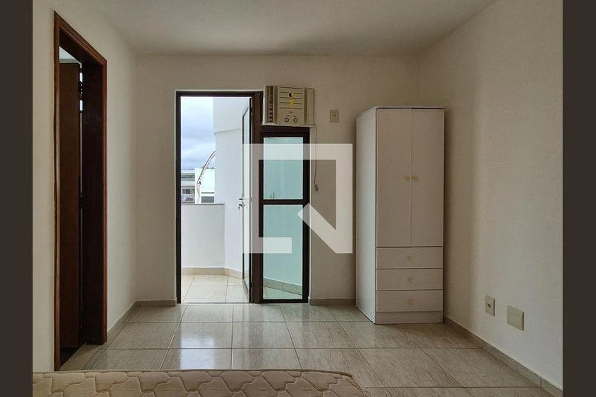 3-bedroom apartment with balcony, 202 m² — photo 37