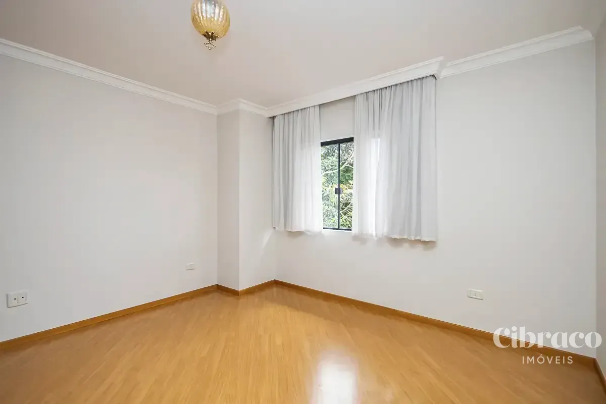 Unfurnished gated condo house with 3 bedrooms and 220 m² — photo 22