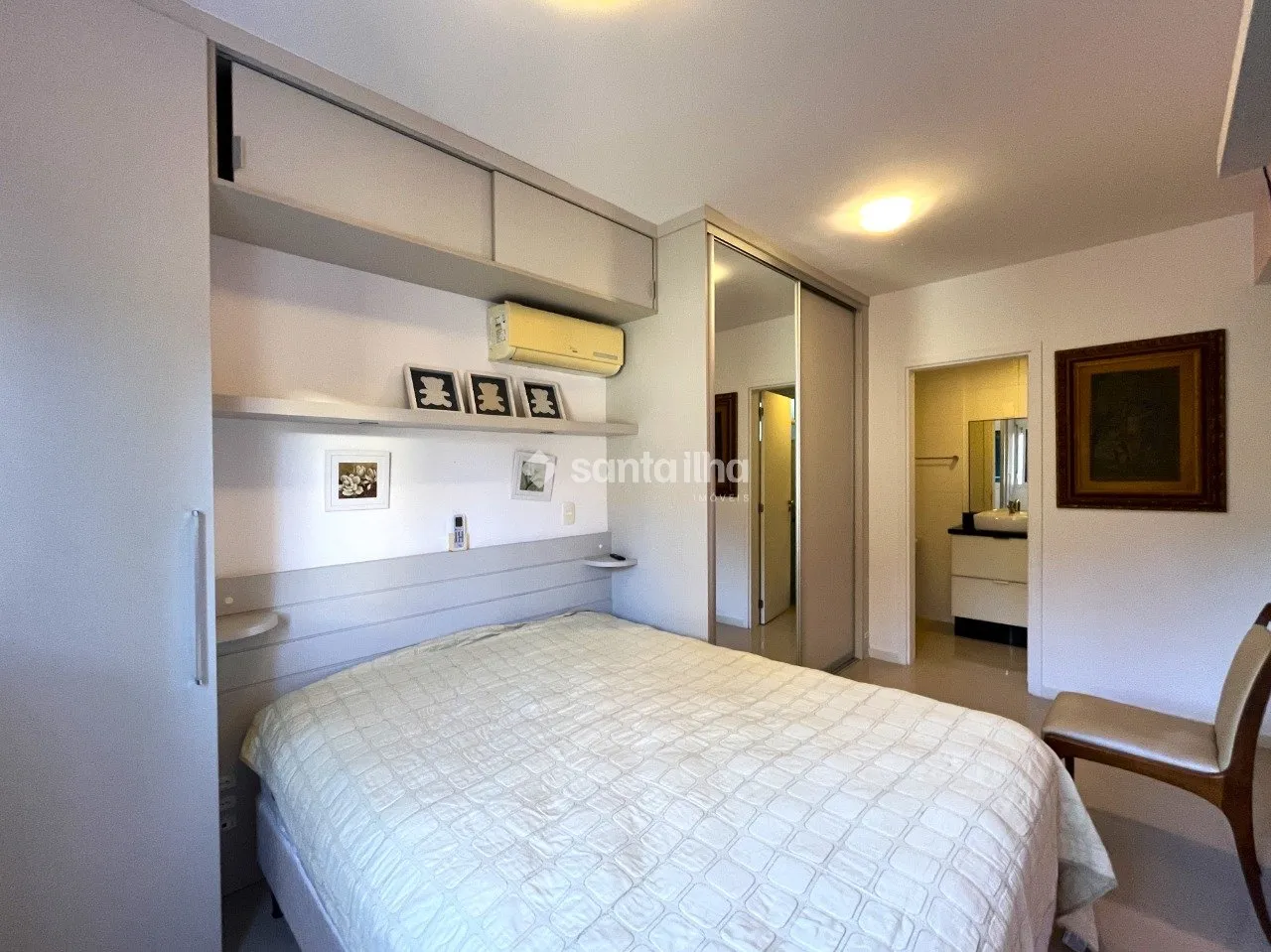 Furnished 2-bedroom apartment with 2 bathrooms — photo 19