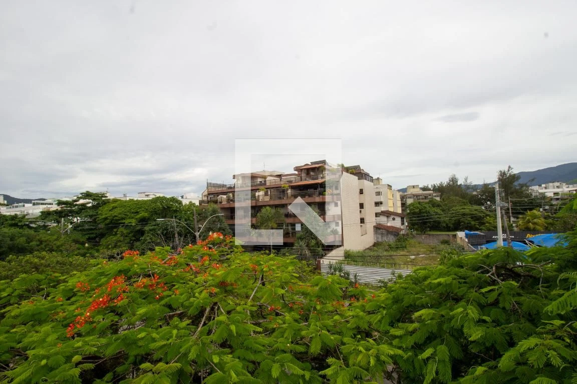 4-bedroom house with a walk-in closet in Rio de Janeiro — photo 9