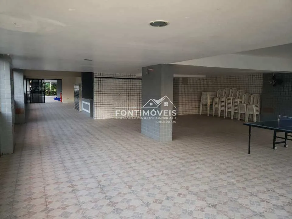 2-bedroom apartment in a building with a pool — photo 18