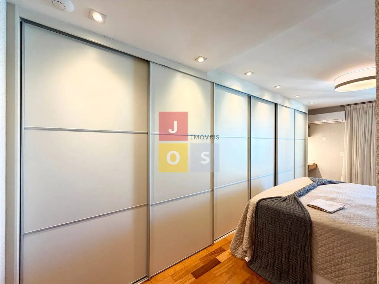 Apartamento mobiliado com 240 m² e 4 suítes — photo 4