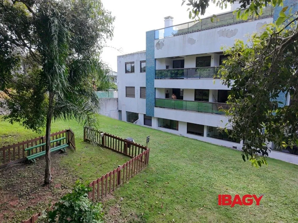 Квартира с 3 спальнями, 102 м², 1 ванная и 2 места — photo 32