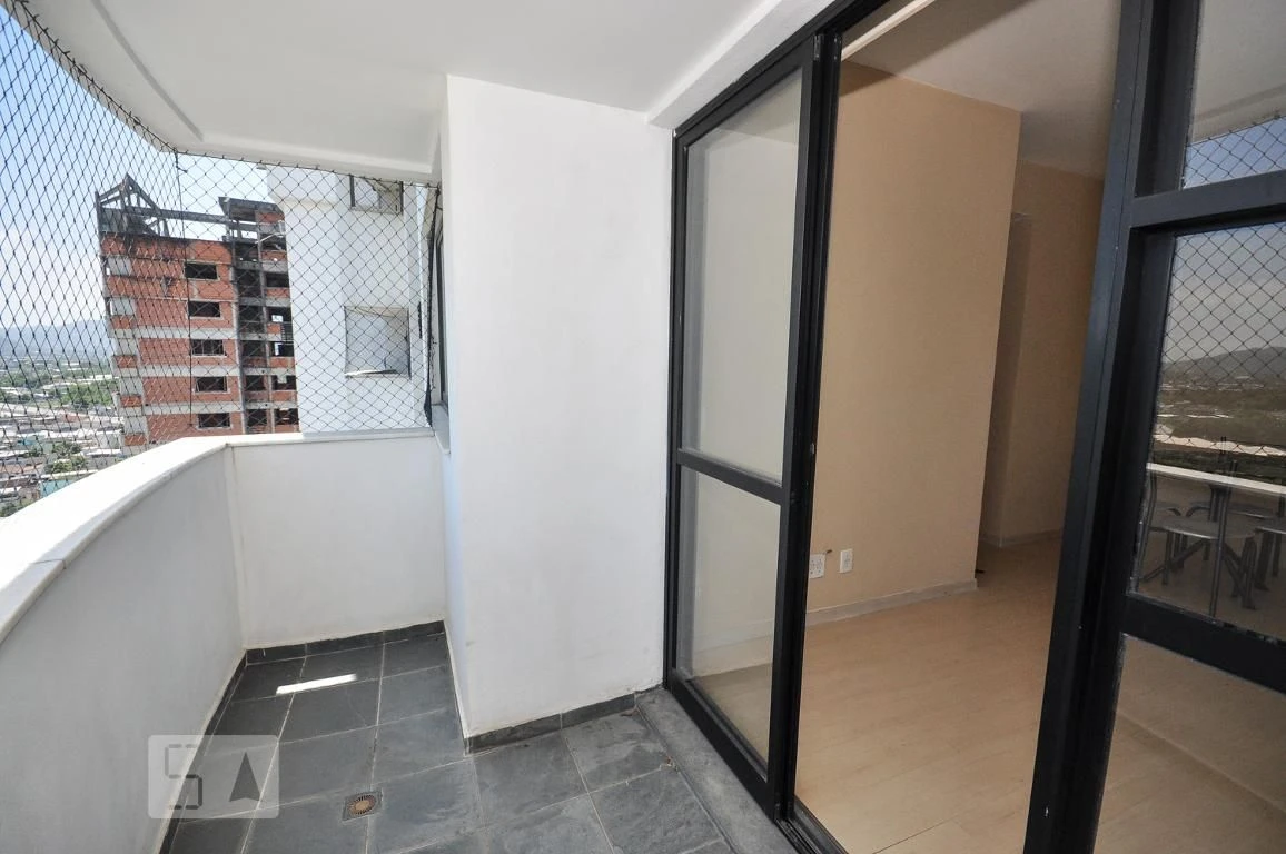 2-bedroom apartment with a mountain view in Rio de Janeiro — photo 16