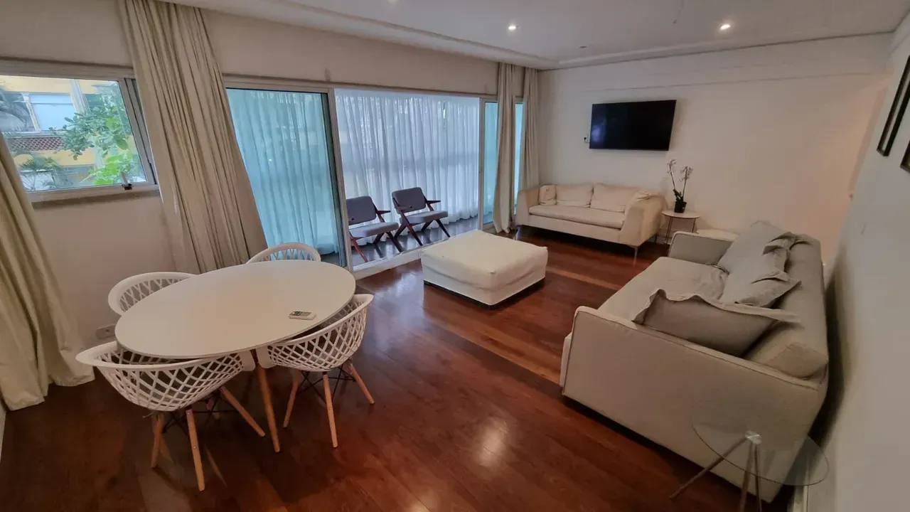 Rental apartment with 3 bedrooms and 170 m² — photo 25