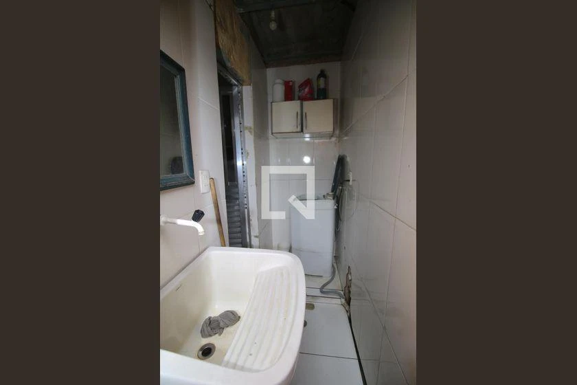 Casa mobiliada com 3 quartos, 1 banheiro e jardim privativo — photo 32