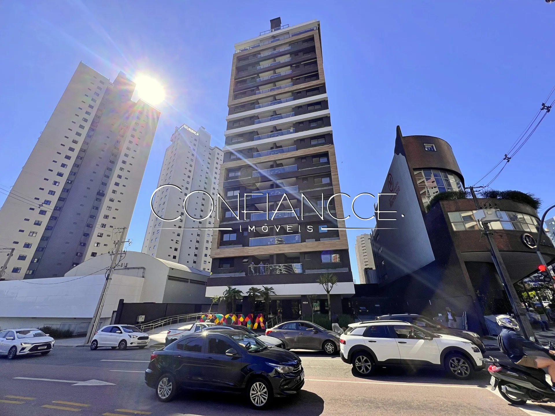 Квартира 68 м² з панорамними вікнами та власним басейном — photo 39