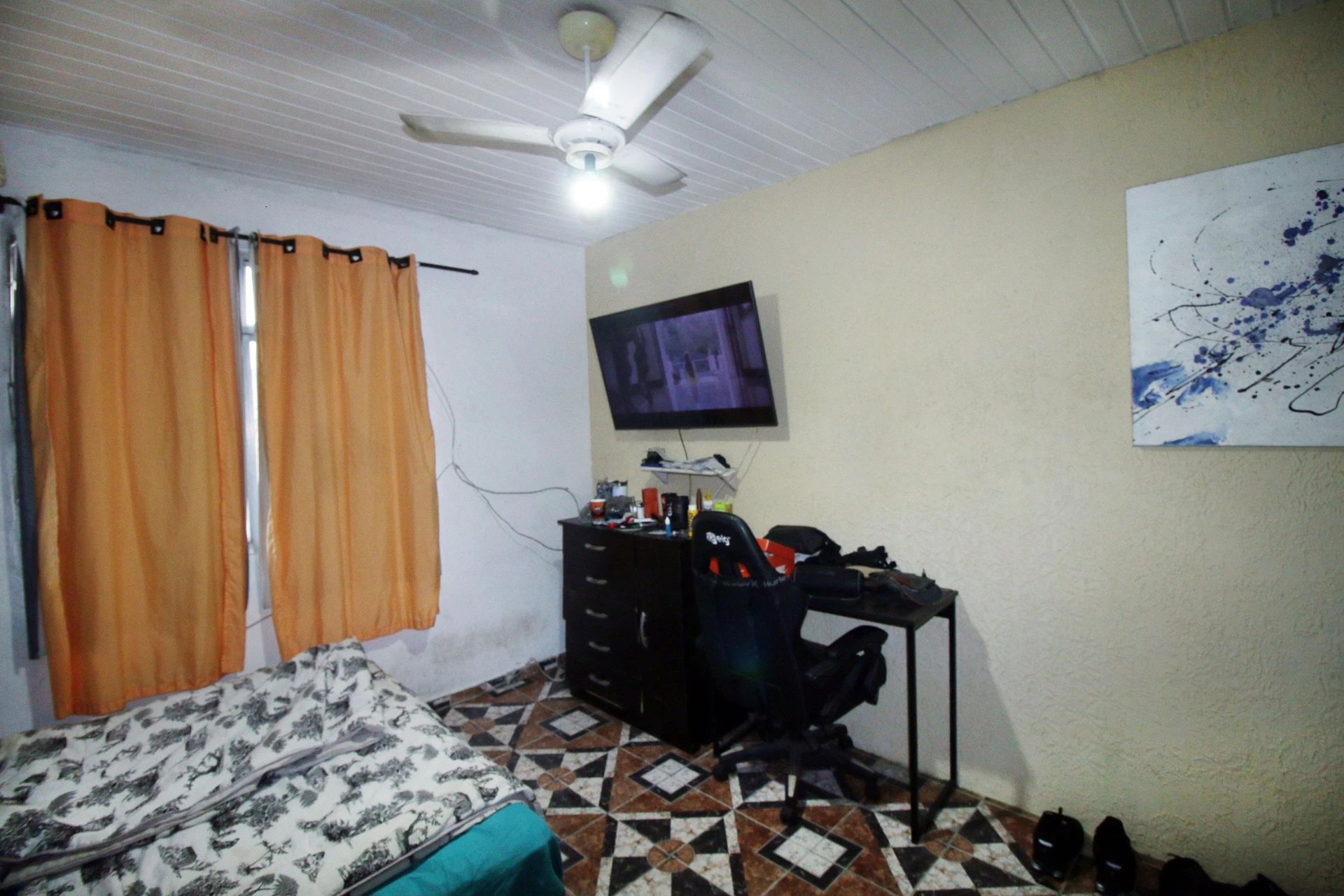 Furnished house with a private garden and 2 bedrooms — photo 15