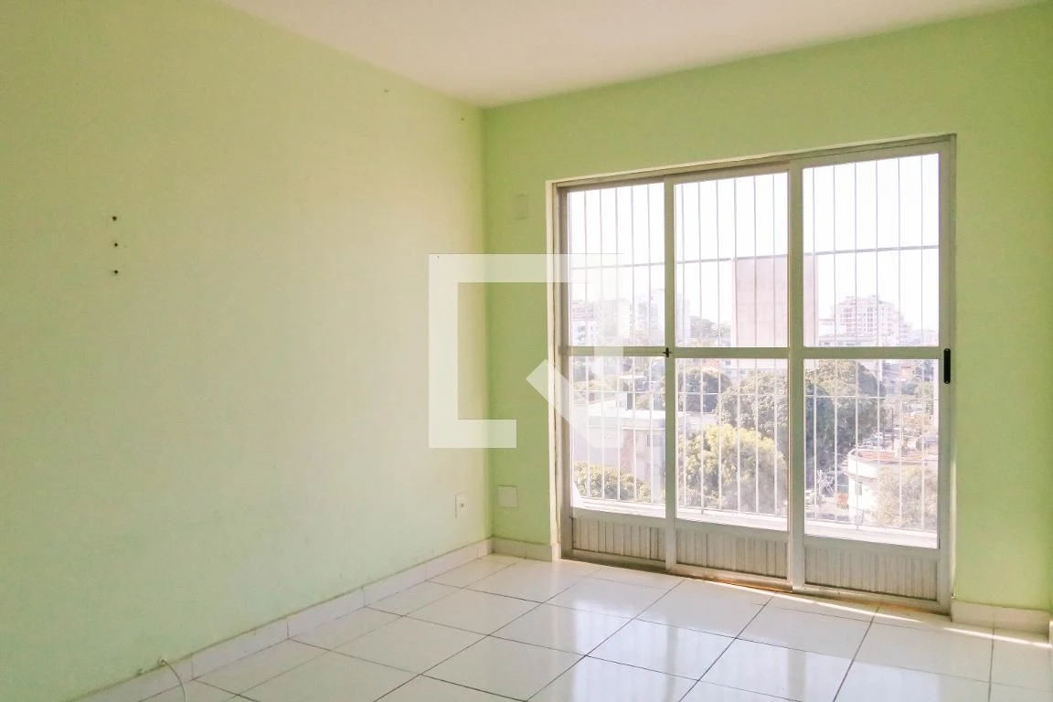 Apartment with 3 bedrooms, balcony and 1 parking spot — photo 18