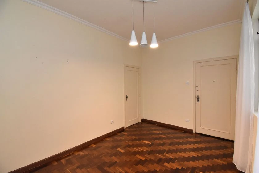 Apartment with no parking, 3 bedrooms and 2 bathrooms — photo 10