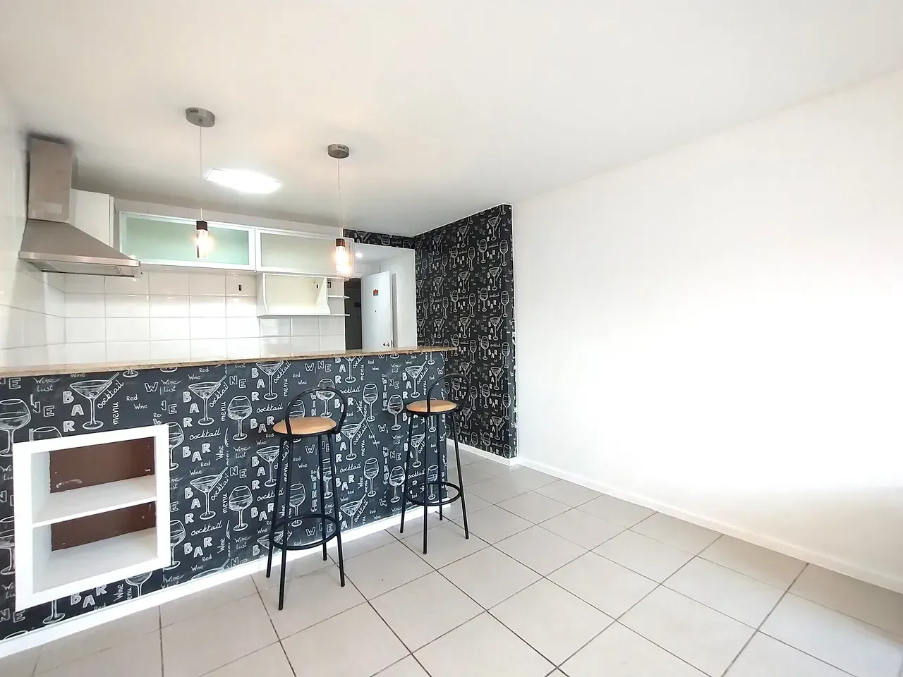 1-bedroom apartment with open-plan gas kitchen — photo 6