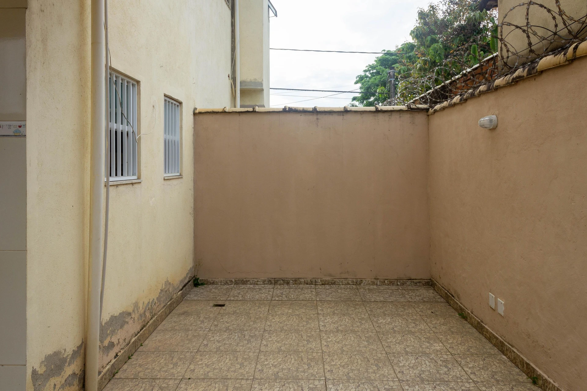 House, 123 m², with a glass-enclosed balcony — photo 29