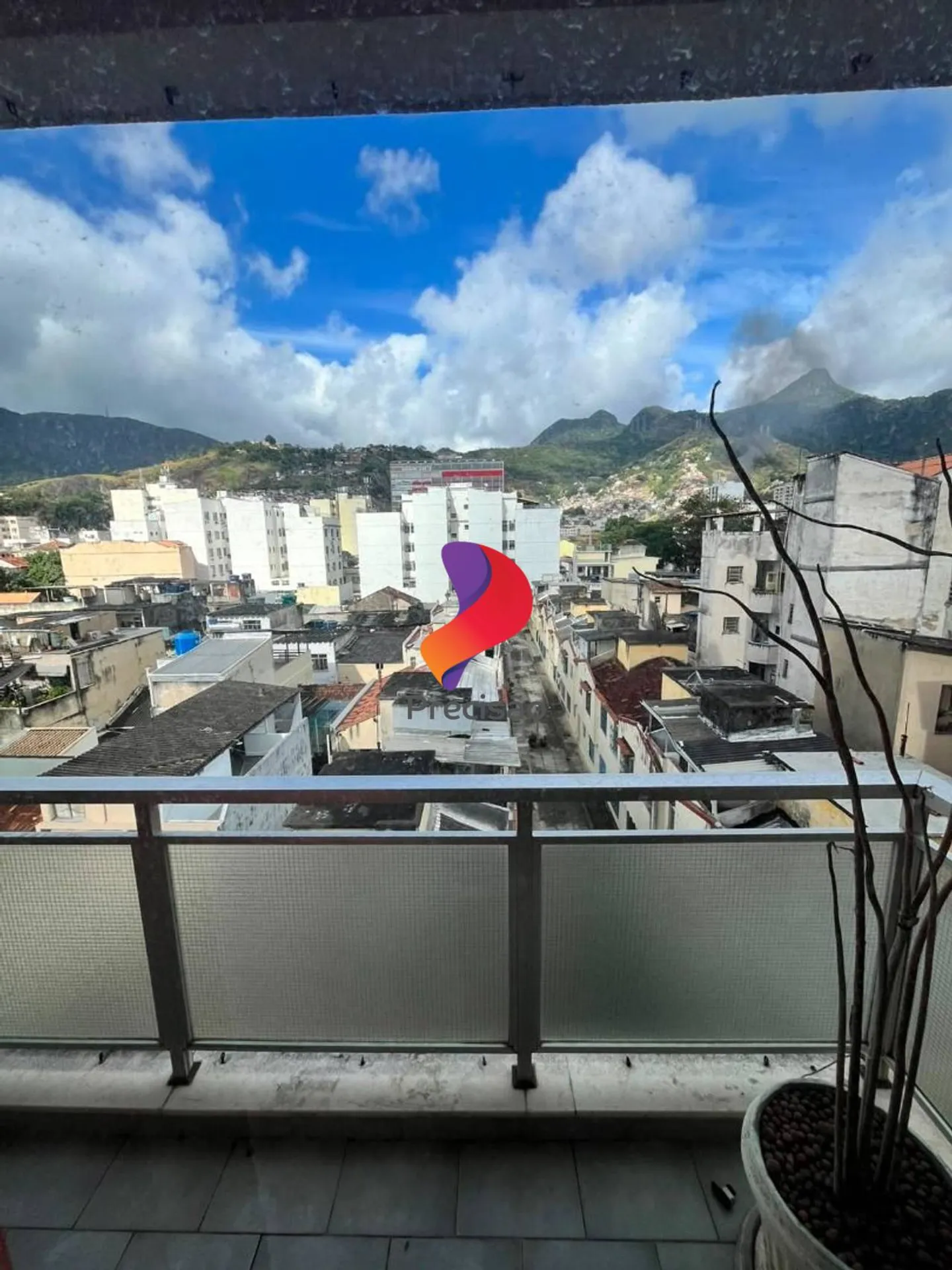 Furnished 2-bedroom apartment with a balcony — photo 8