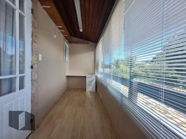 Condominium house with 4 bedrooms and 3 bathrooms — photo 35