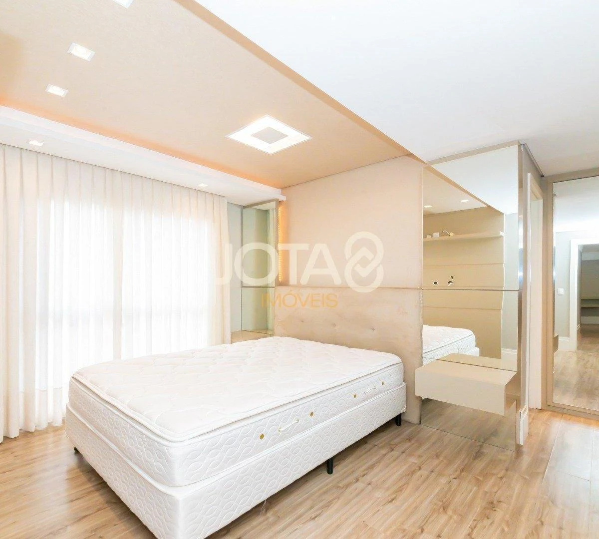 Furnished apartment, 79 m², with a home office — photo 7