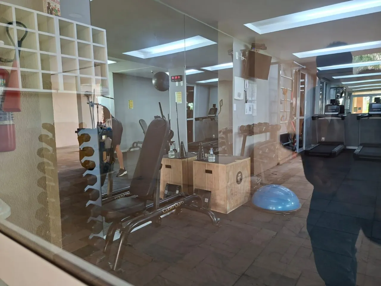 Apartamento sem mobília com 3 quartos e varanda — photo 13