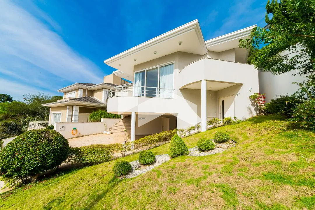 431 m² house with 4 en-suite bedrooms and 6 parking — photo 6