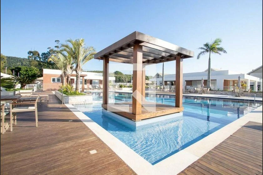 House of 118 m² with 3 bedrooms and a closed kitchen