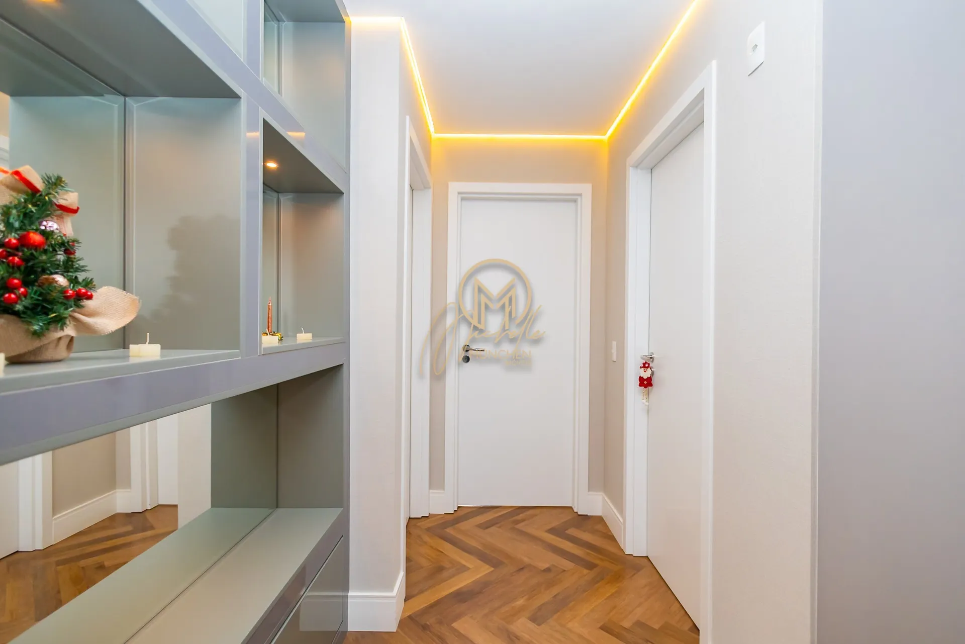 Furnished 462 m² apartment with 4 en-suite rooms — photo 92