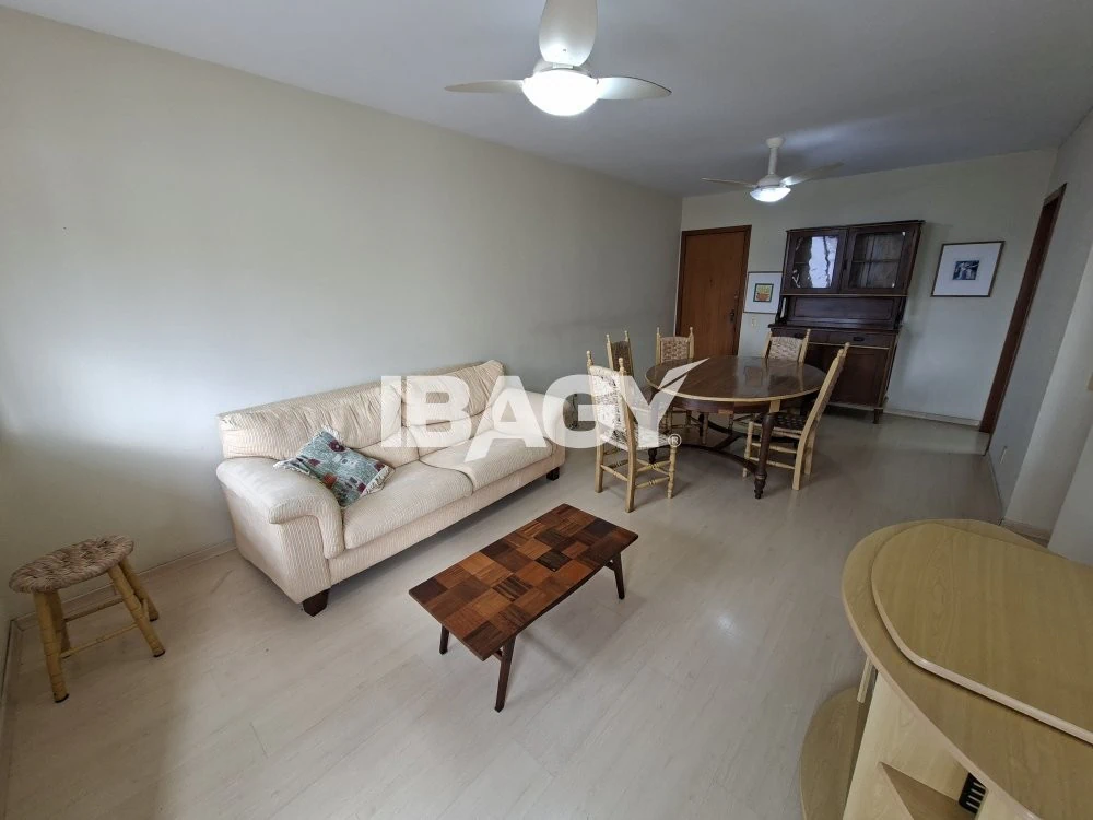Apartamento com 3 dormitórios e suíte, com 117 m² — photo 2