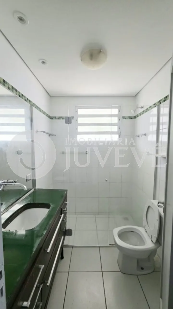 Unfurnished 125 m² house with 3 bedrooms — photo 16