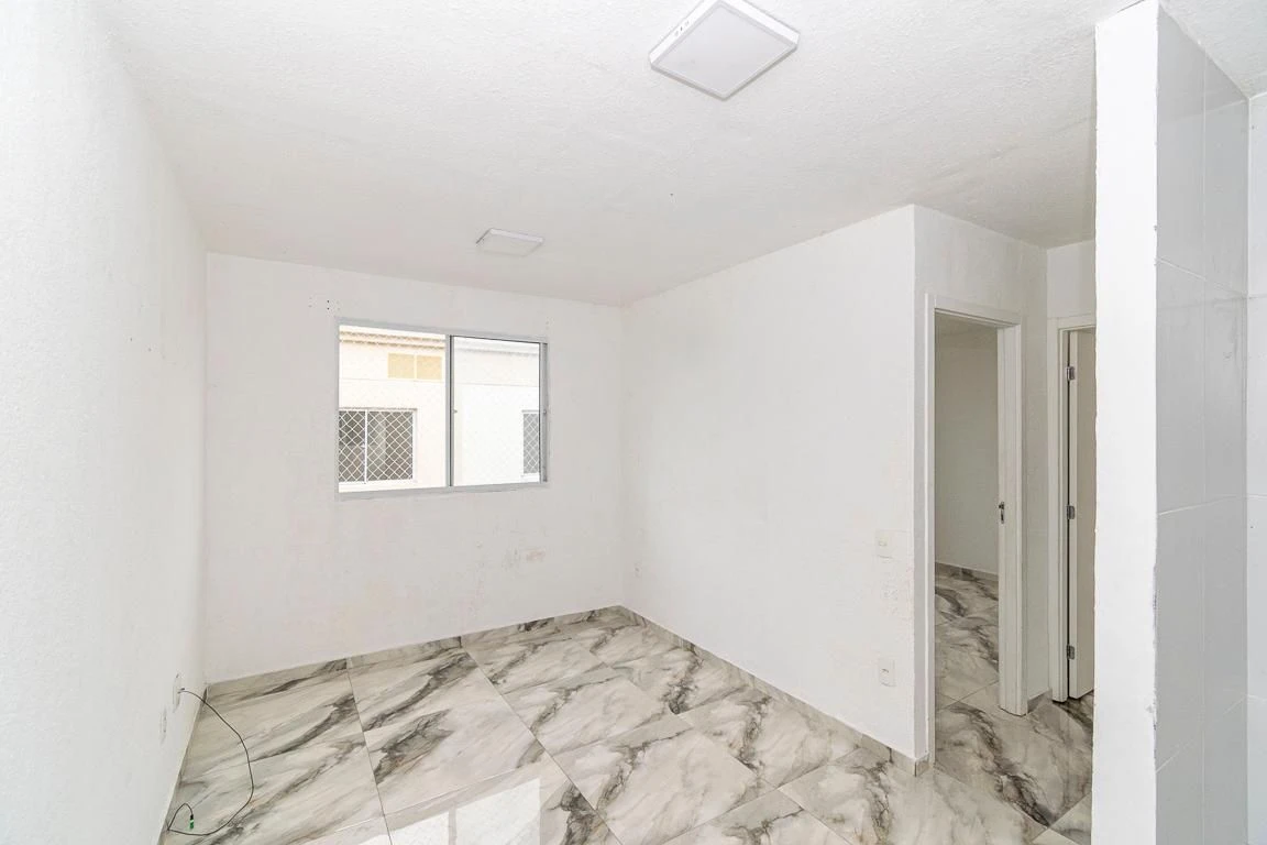 2-bedroom apartment with 1 bathroom, no parking — photo 15
