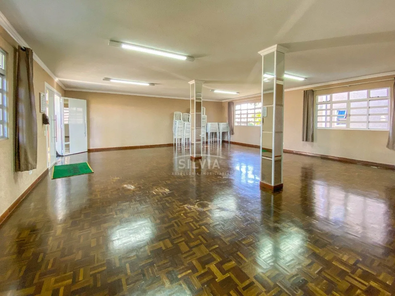 3-bedroom apartment with a private BBQ in Curitiba — photo 50