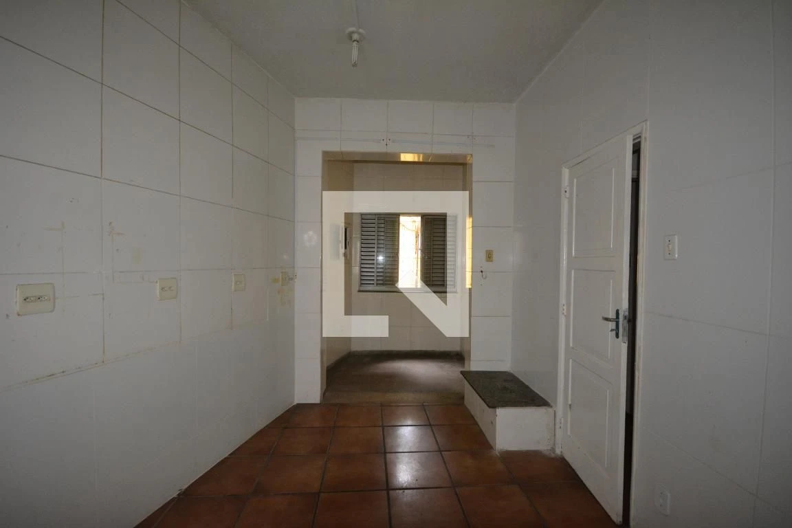 2-bedroom apartment with 1 bathroom, no parking space — photo 20