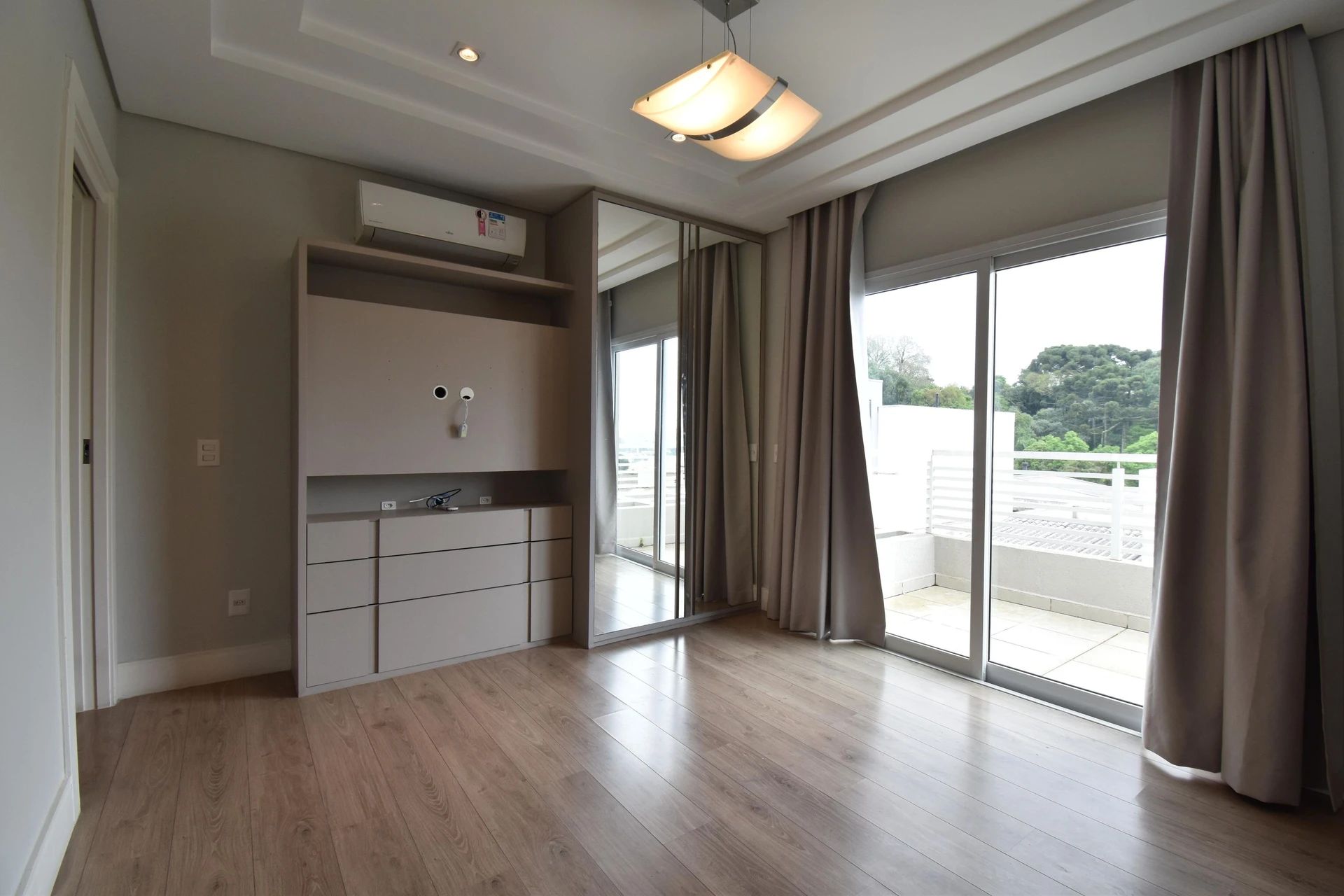 House, 411 m², with a bathtub — photo 6