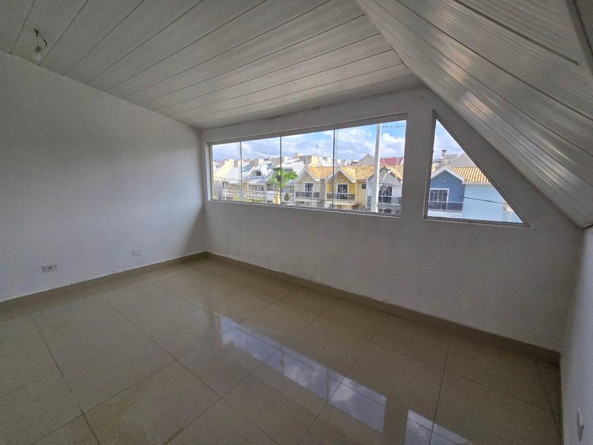 Triplex com 4 quartos e 2 suítes, 178 m² — photo 22