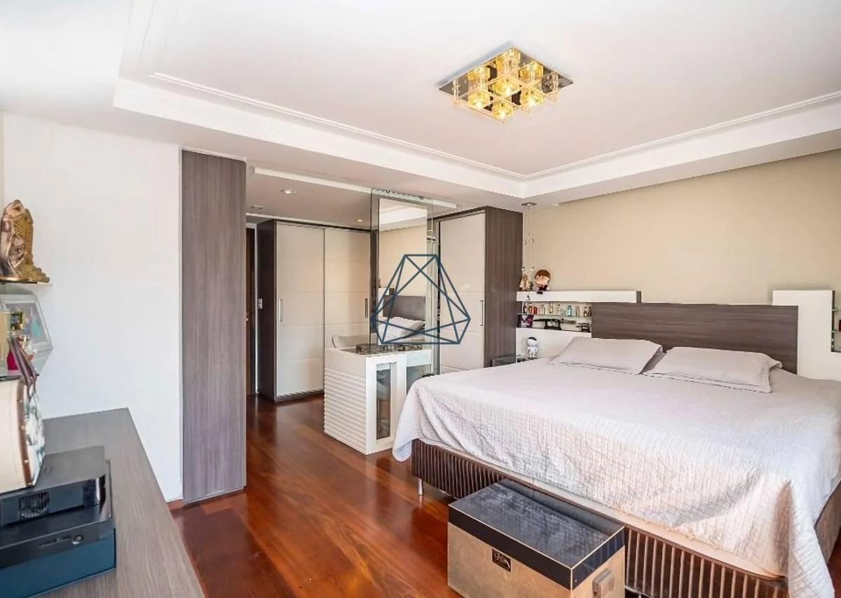 Washing machine in a 4-bedroom house, 210 m² — photo 44