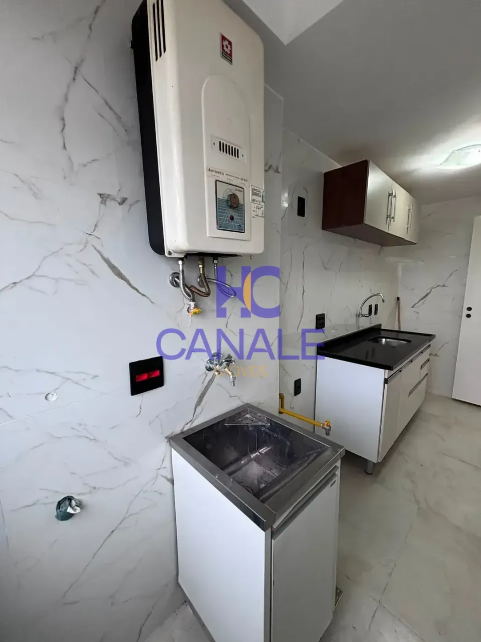 Rental apartment with 2 bedrooms and a balcony — photo 3