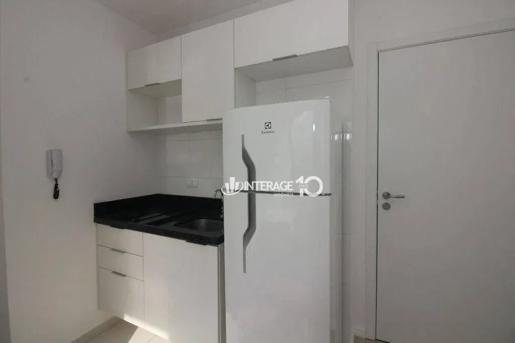 Semi-furnished 1-bedroom apartment with 21 m² — photo 4