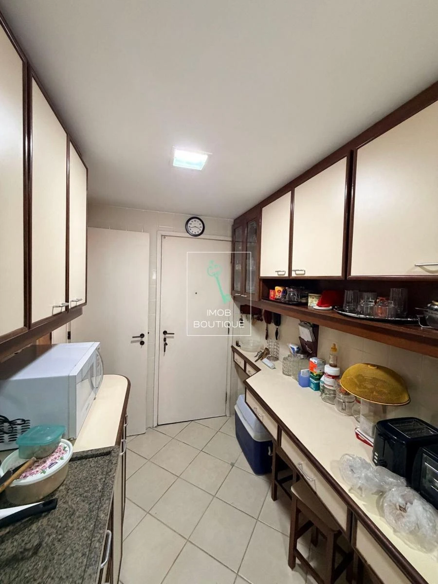 Apartment with enclosed balcony, 3 bedrooms and 2 parking — photo 35