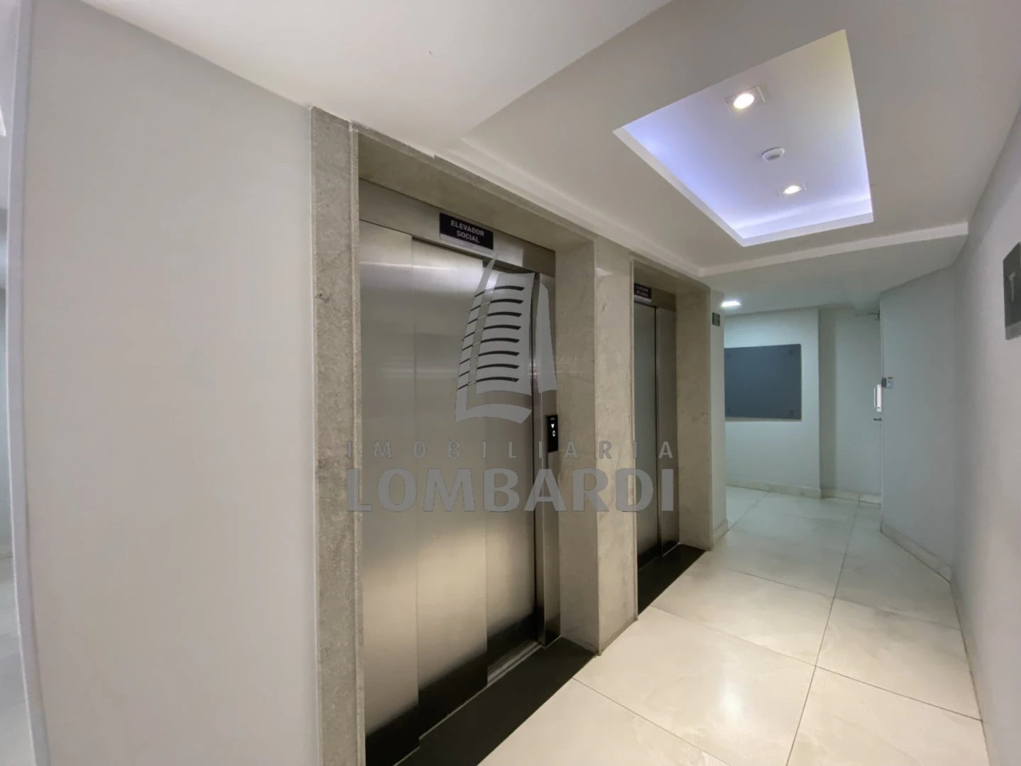 One-bedroom apartment with a washing machine in Curitiba — photo 13