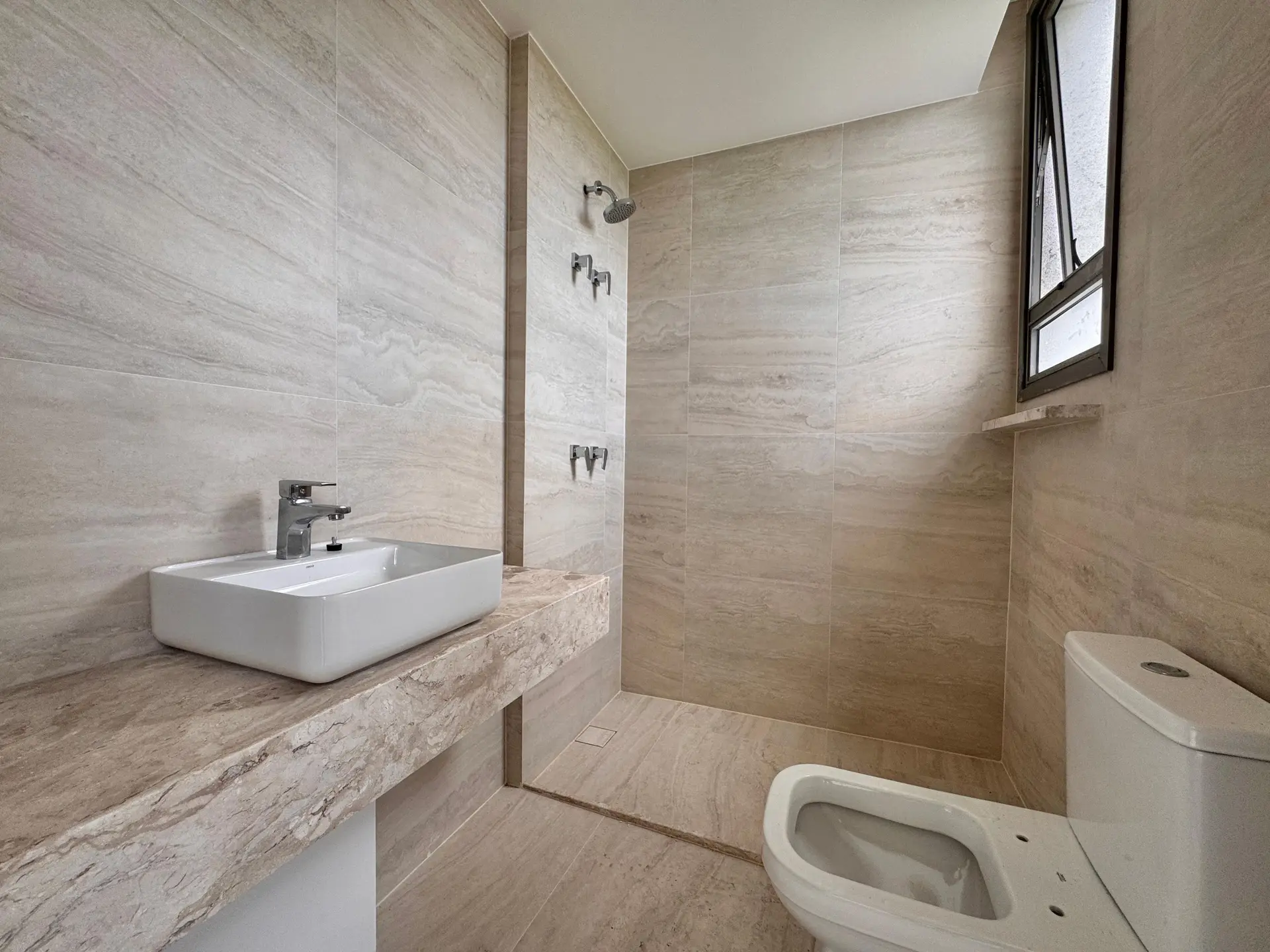 3-bedroom apartment with a home office — photo 80