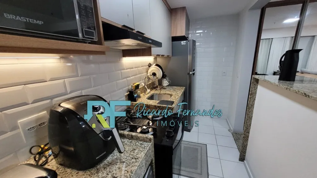 Furnished 1-bedroom apartment with open-plan kitchen — photo 8