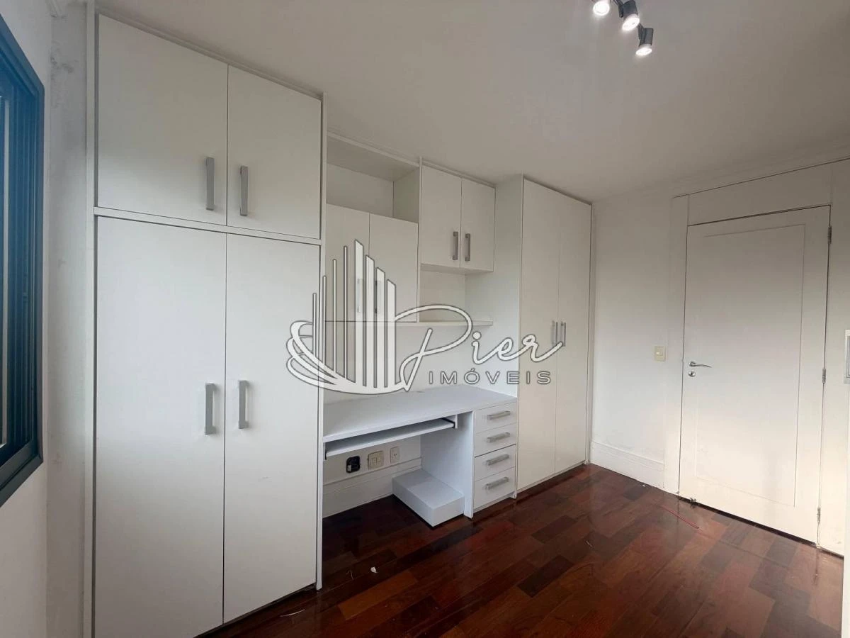 4 quartos e janelas do piso ao teto: apartamento de 174 m² — photo 22