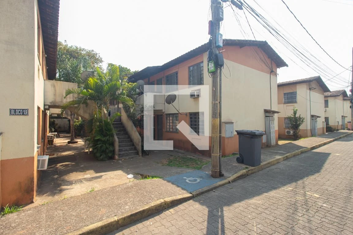 2-bedroom apartment with 1 bathroom and parking — photo 33