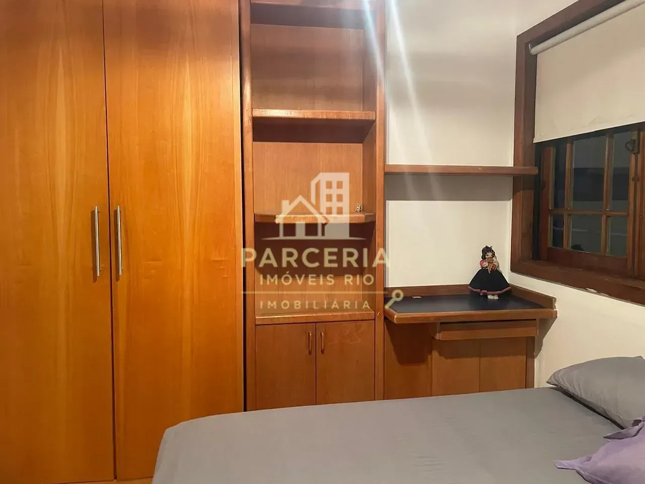 Casa mobiliada com 5 quartos e área de piscina compartilhada — photo 29