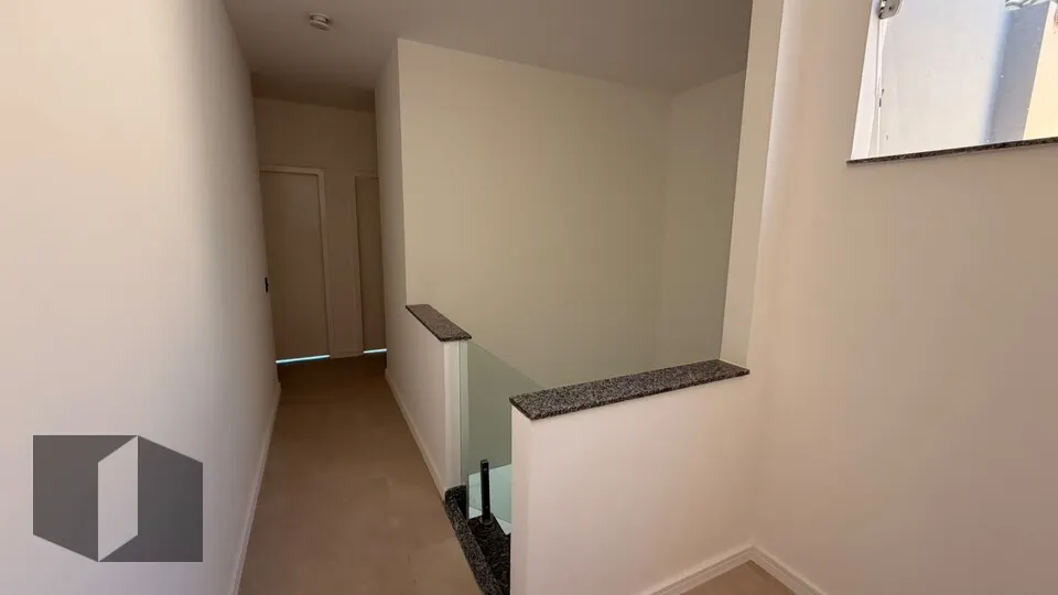 Casa de 400 m² com 4 quartos e jardim privativo — photo 32