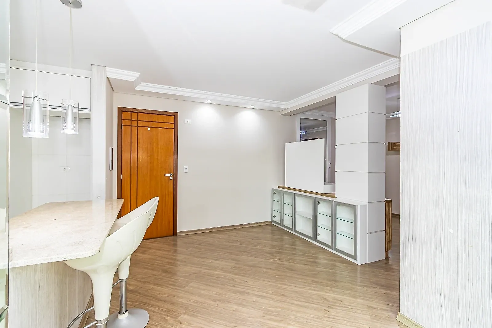Apartamento de 2 quartos com varanda gourmet, Bacacheri — photo 2