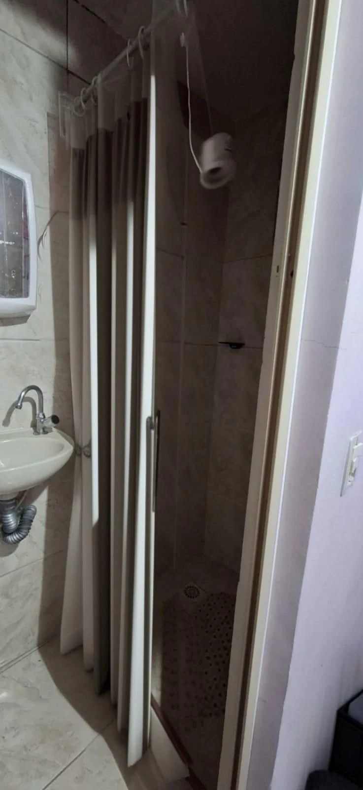 Furnished house with 2 bedrooms and an en-suite — photo 9
