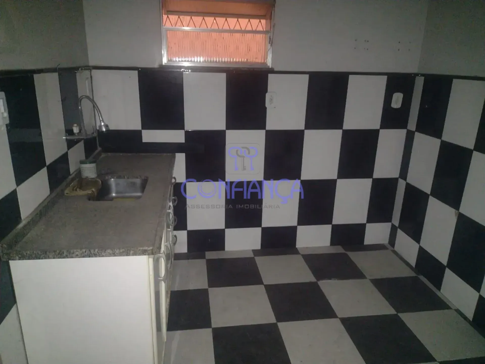 Casa com 3 quartos e 2 suítes, com varanda e quintal — photo 38
