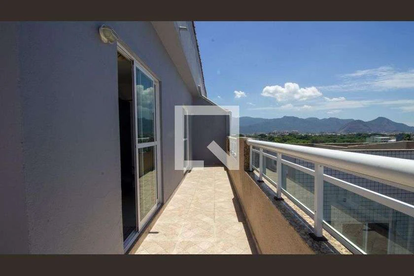 Top-floor apartment with 3 bedrooms and 290 m² terrace — photo 25